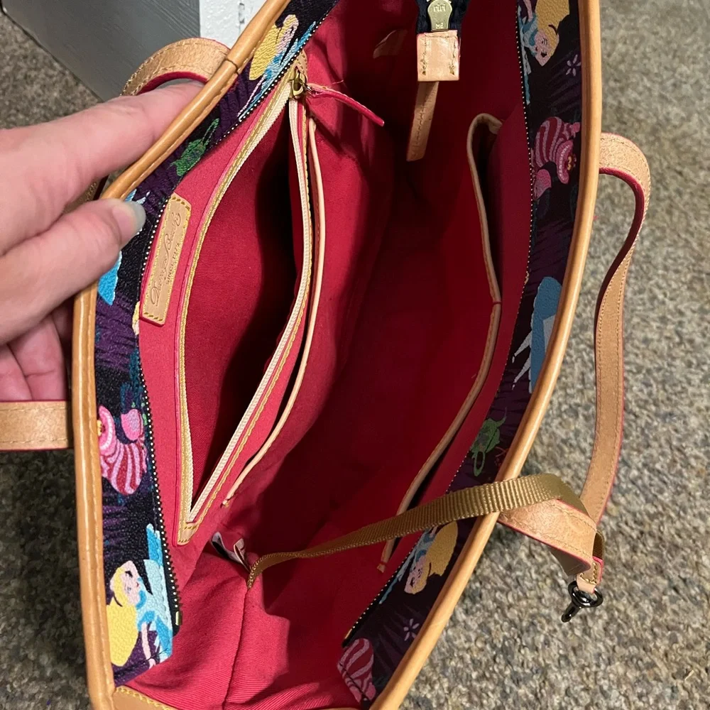 HTF.   Alice in Wonderland D & B tote - Picture 5 of 15
